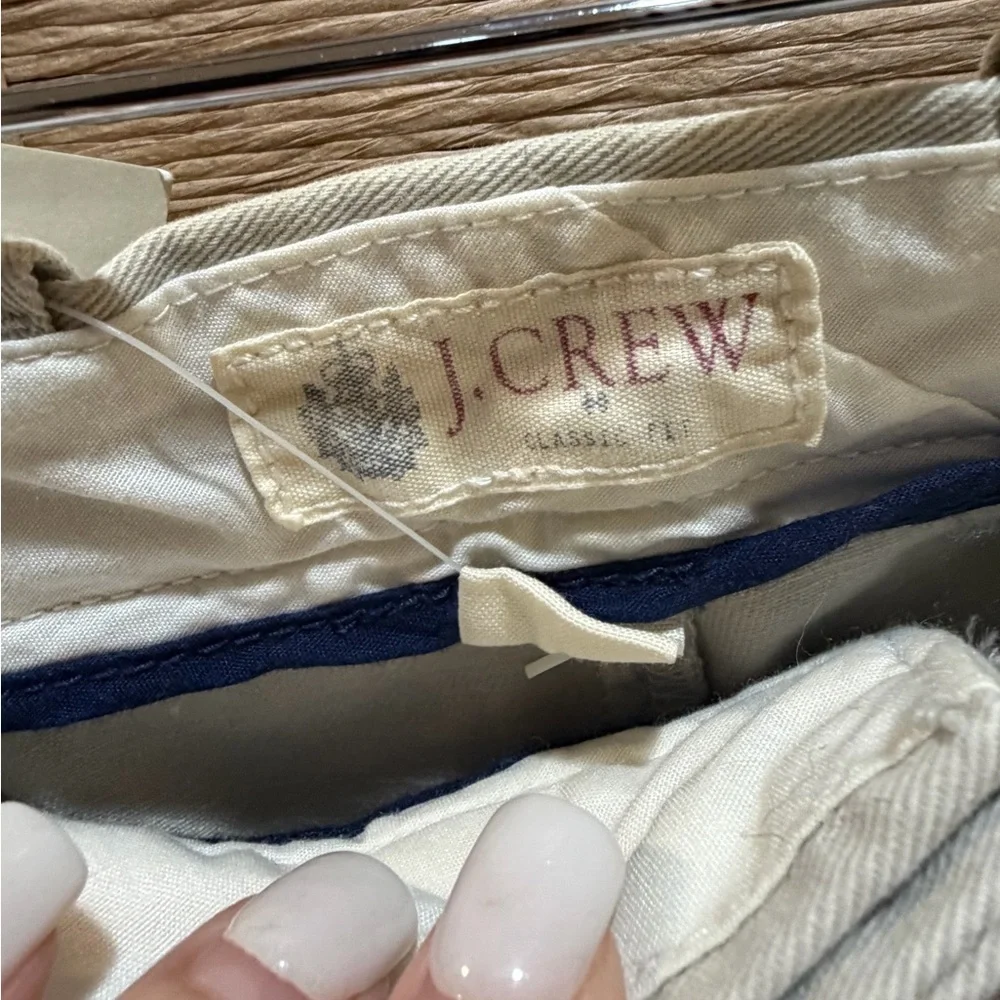 J. Crew Men’s Classic Khaki Chinos NWT 36/30 Classic Simple Business